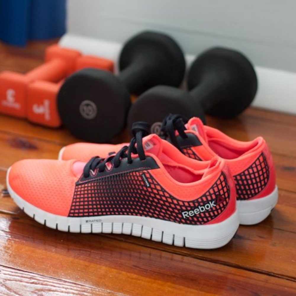 Reebok Zquick Snakers like new (size5.5)